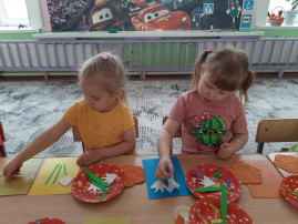 День подснежников День подснежников.